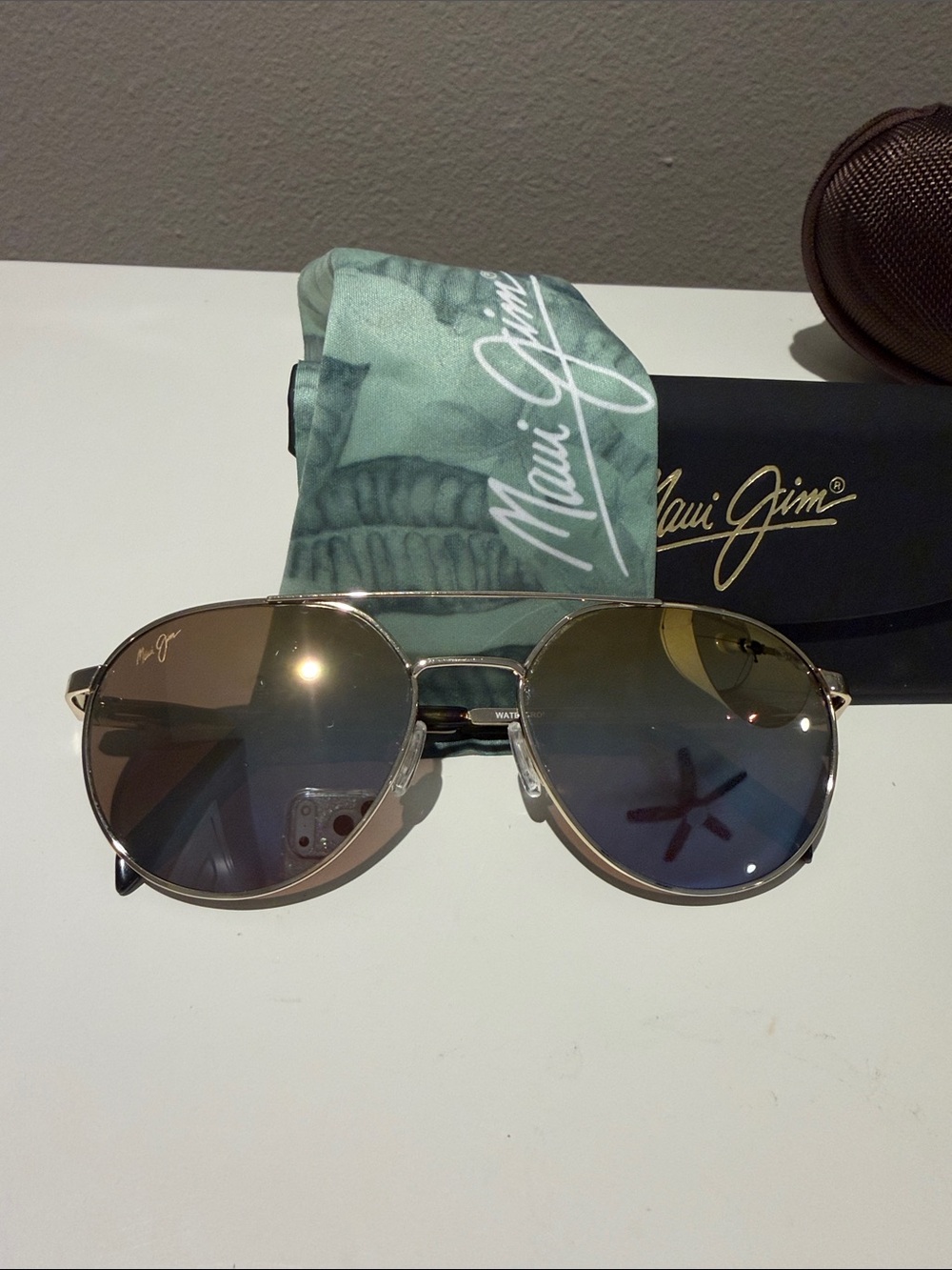 Maui Jim waterfront aviator Sunglasses with Mirrored Lenses